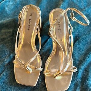 Madden Girl Gold Women's Gold Strappy Heeled Sandals sz 9.5